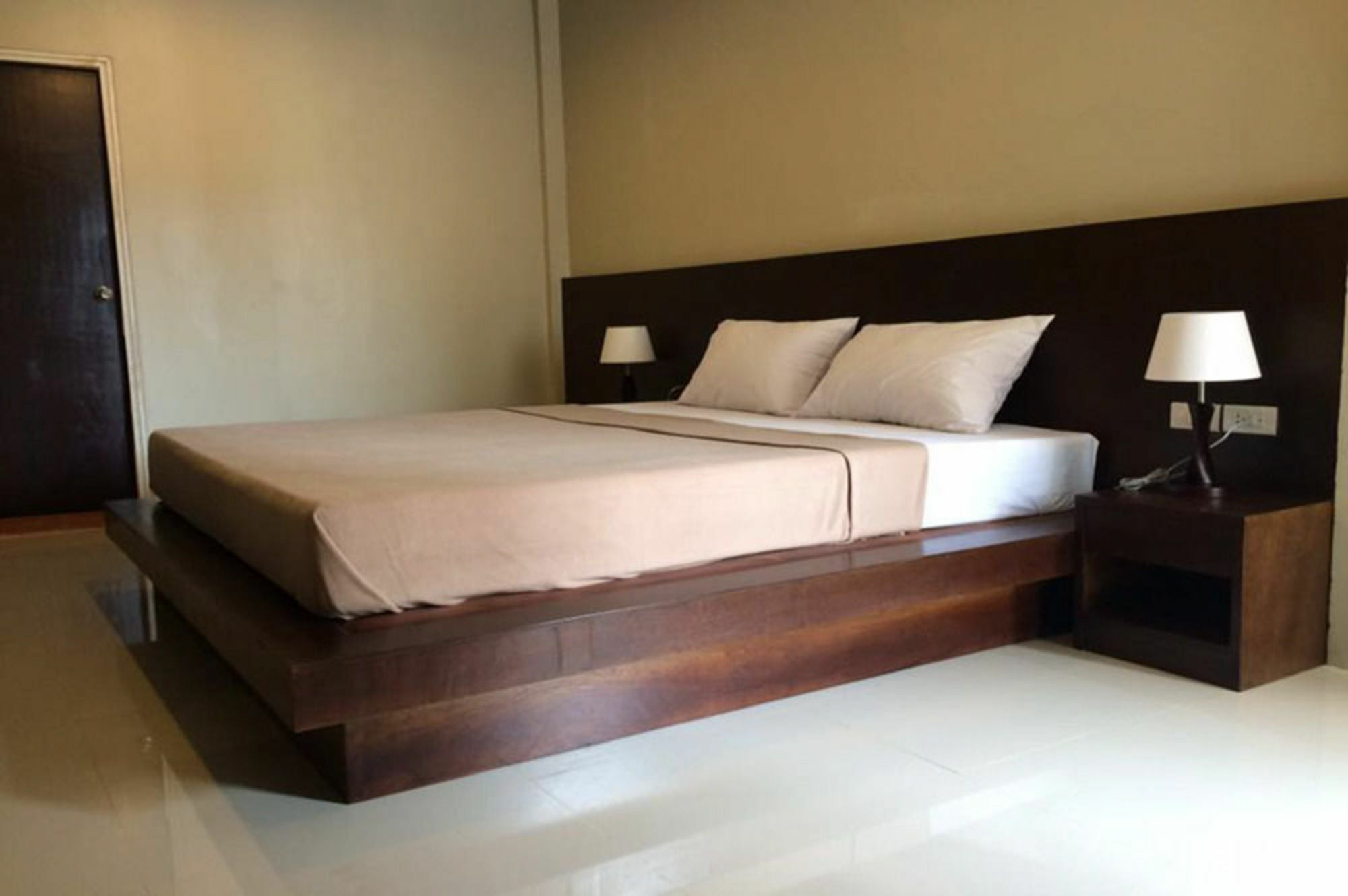 Green Leaf Hostel Phuket ภายนอก รูปภาพ